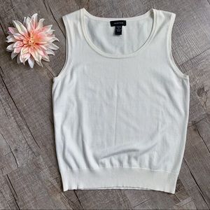 Spense Off White Sleeveless Top